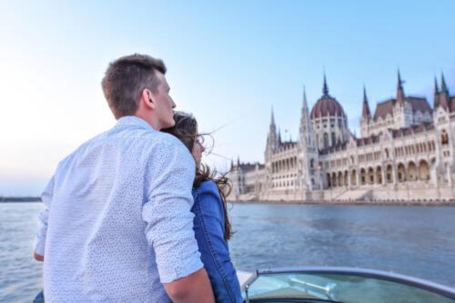 Városnézés a vízről